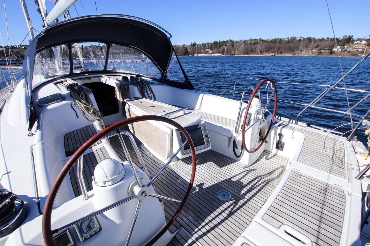 Beneteau Oceanis 43