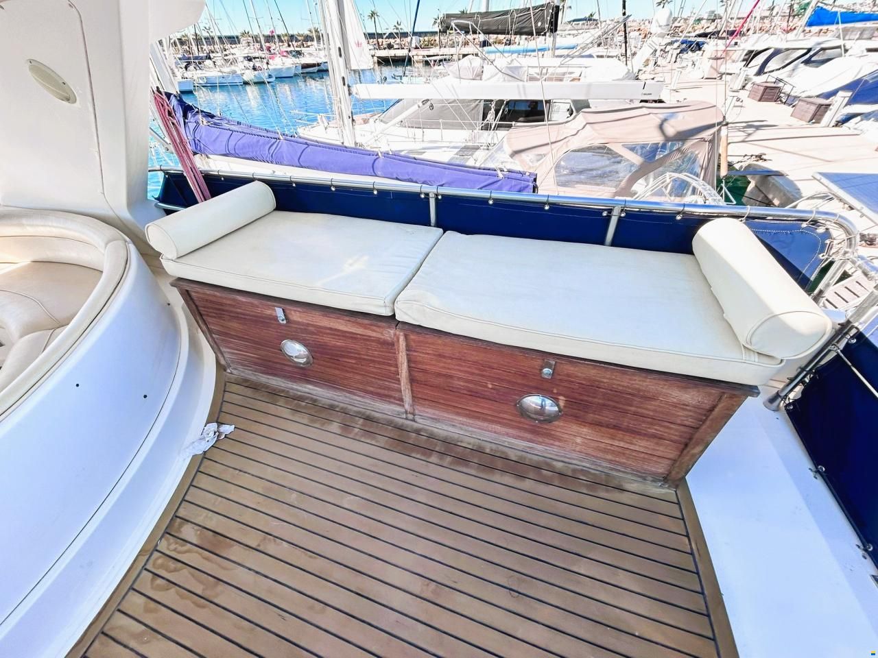 Azimut 55