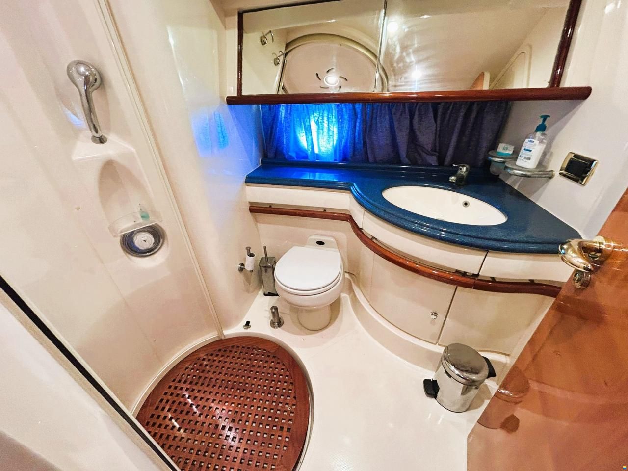 Azimut 55