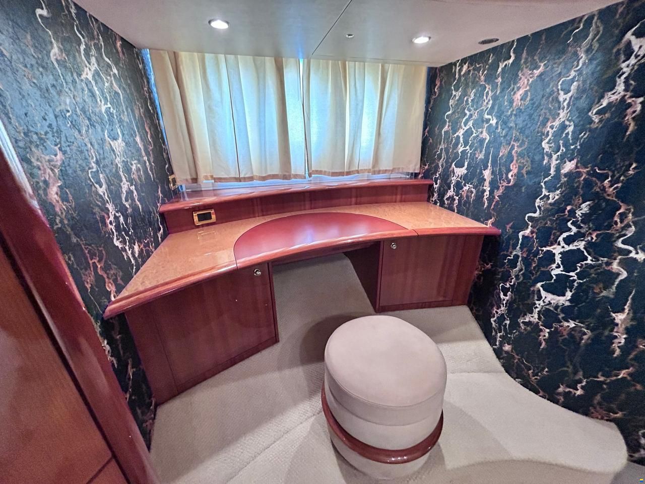 Azimut 55