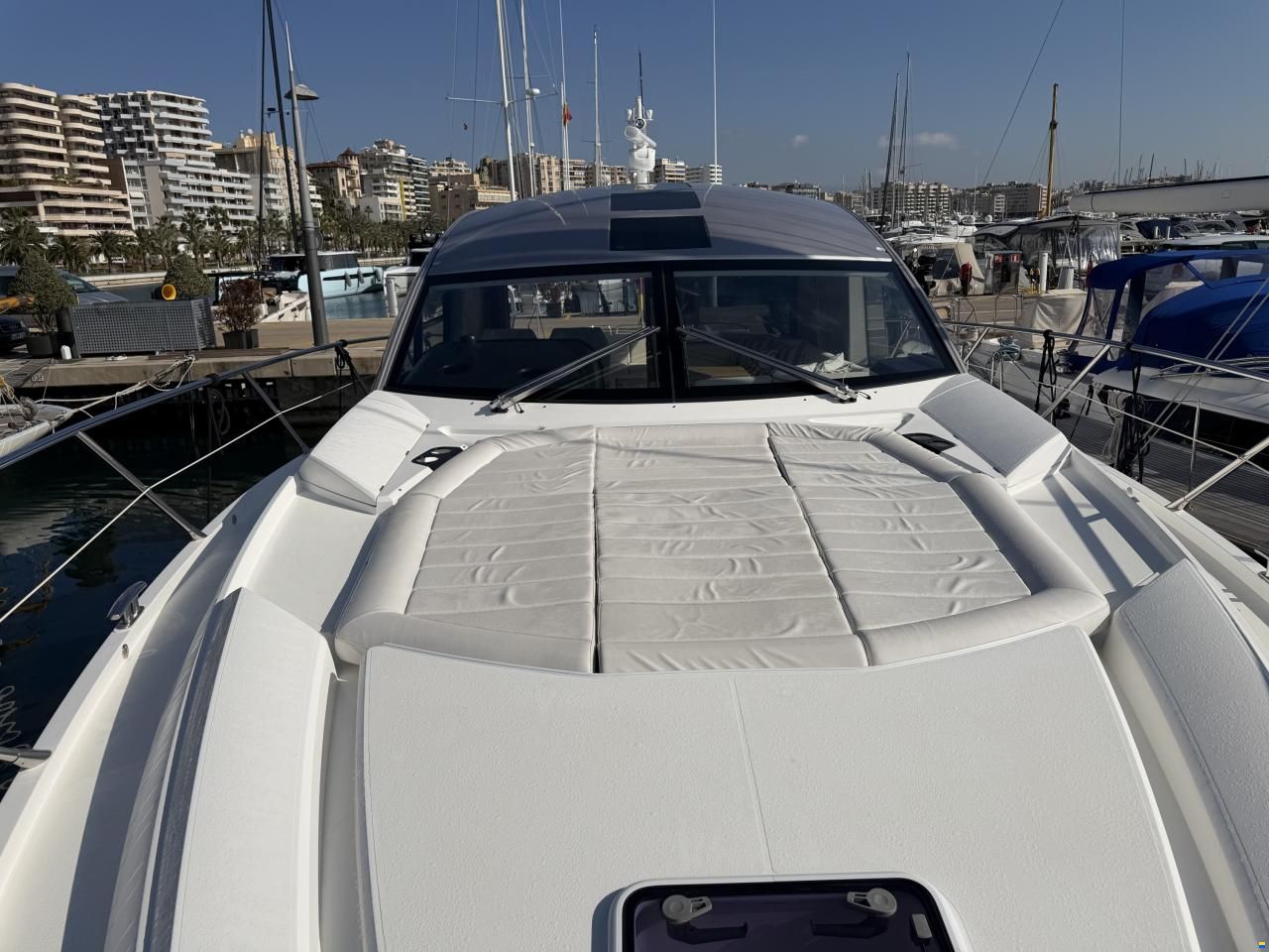 Sunseeker Predator 57