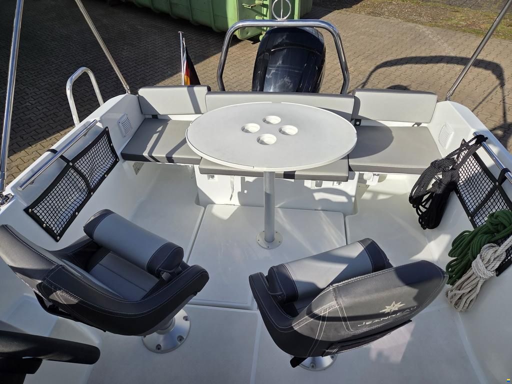 Jeanneau Cap Camarat 5.5 WA S2