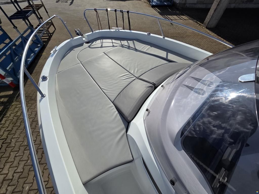 Jeanneau Cap Camarat 5.5 WA S2