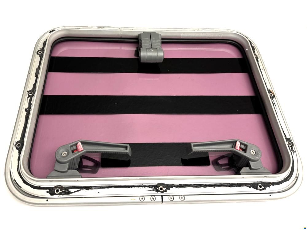 Deckslucke Lewmar Ocean 580x450