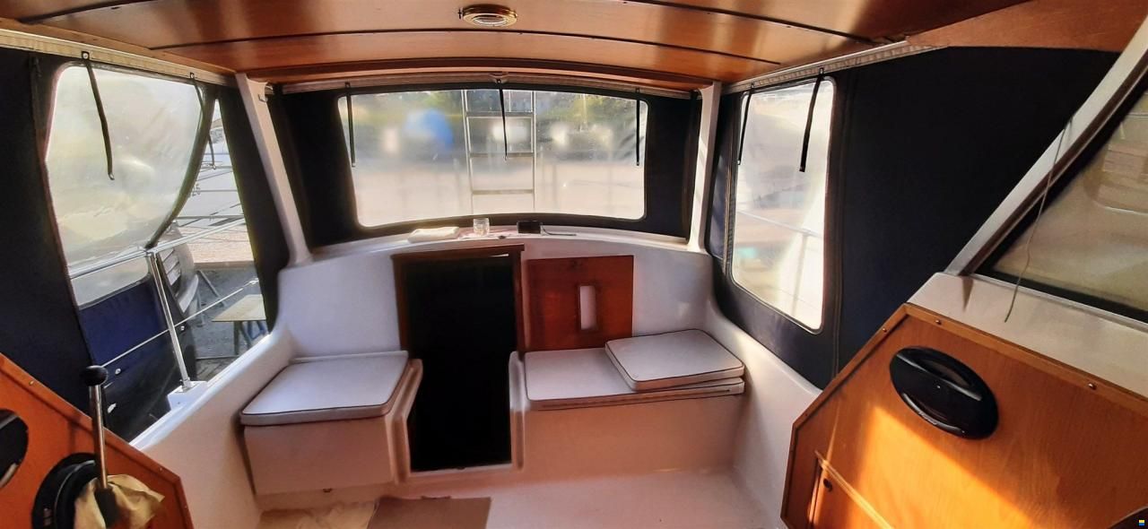 De Amer Amerglass 32 AK II Fly refit to
