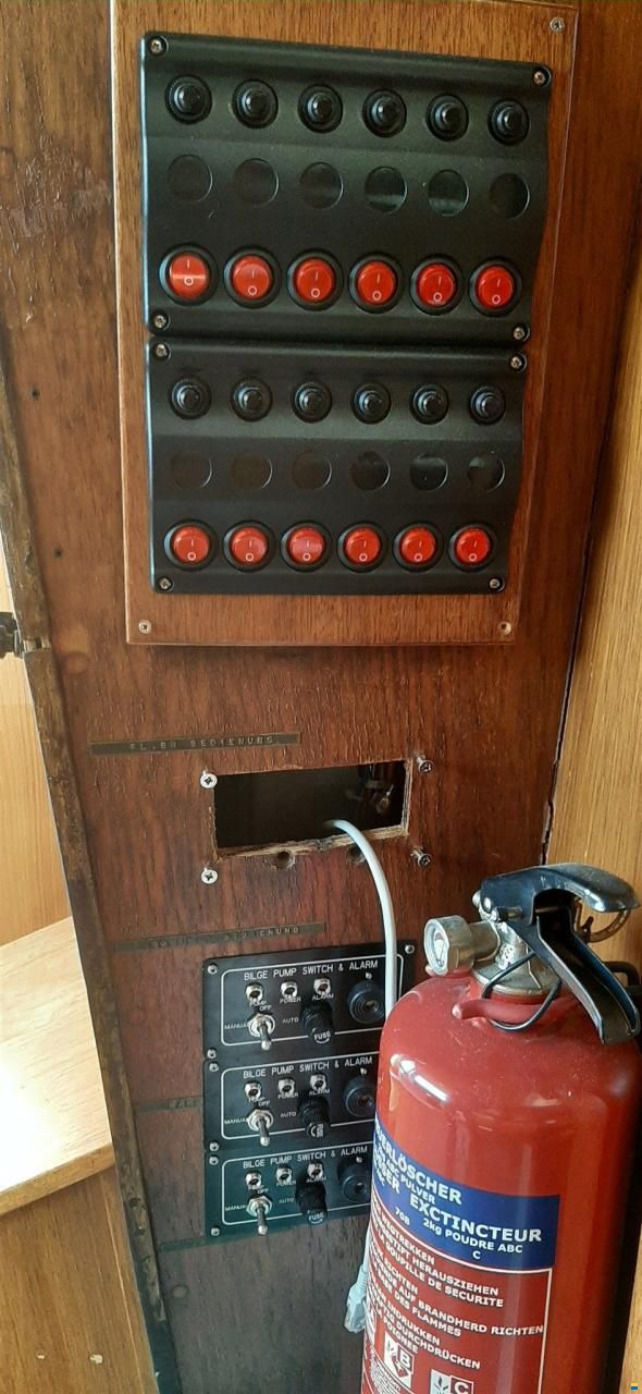 De Amer Amerglass 32 AK II Fly refit to