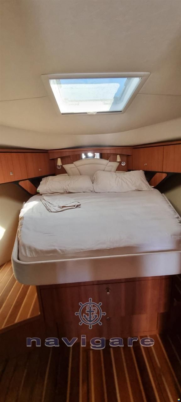 Tiara 4300 Sovran