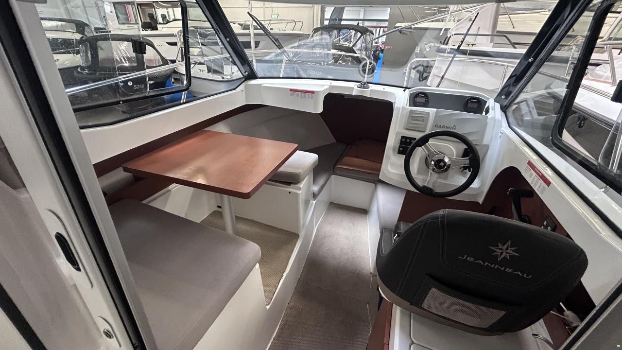 Jeanneau 605 Merry Fisher