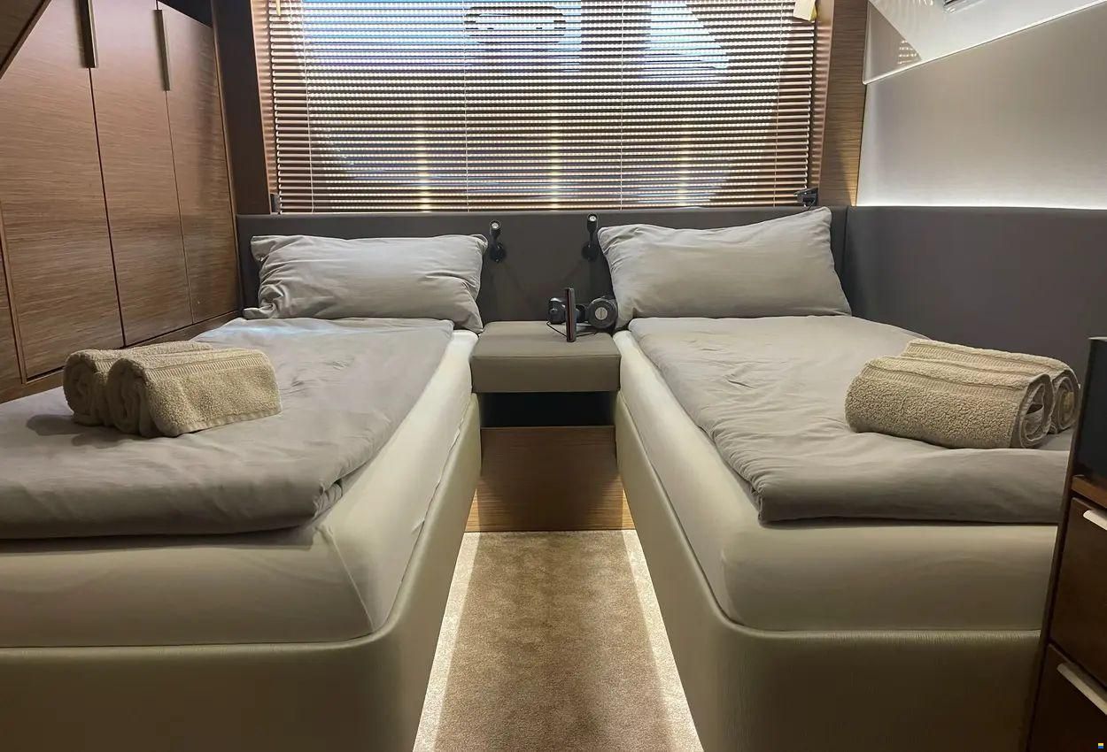 Bavaria Sport 450