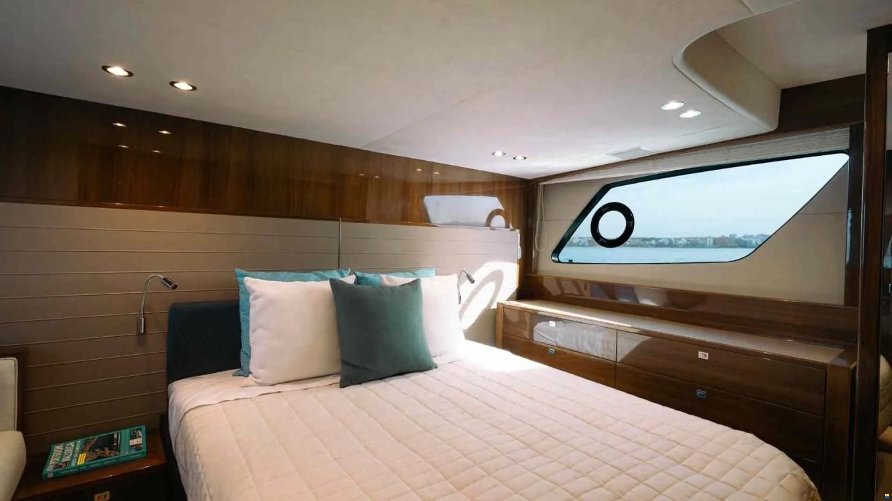 Princess V48