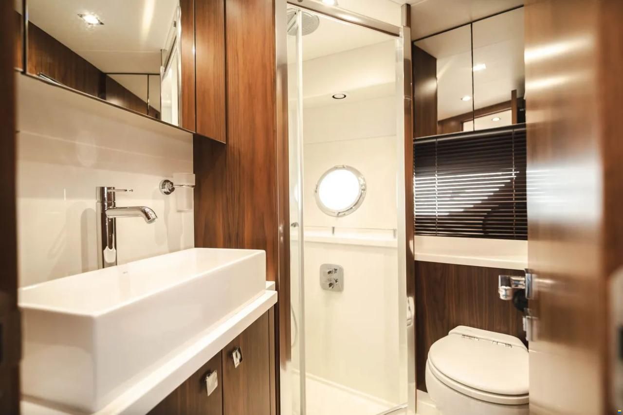 Sunseeker Predator 57