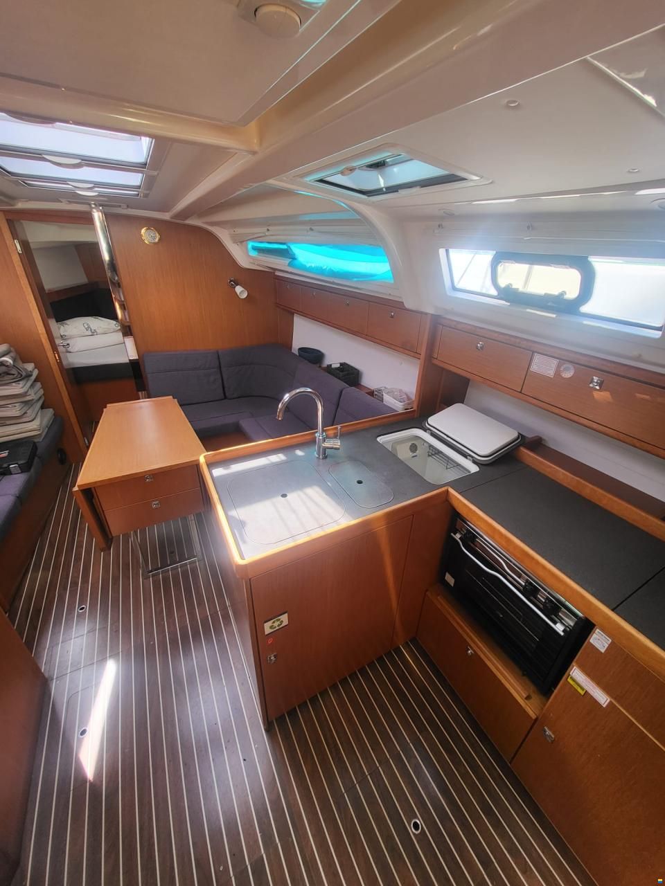 Bavaria 37 CRUISER