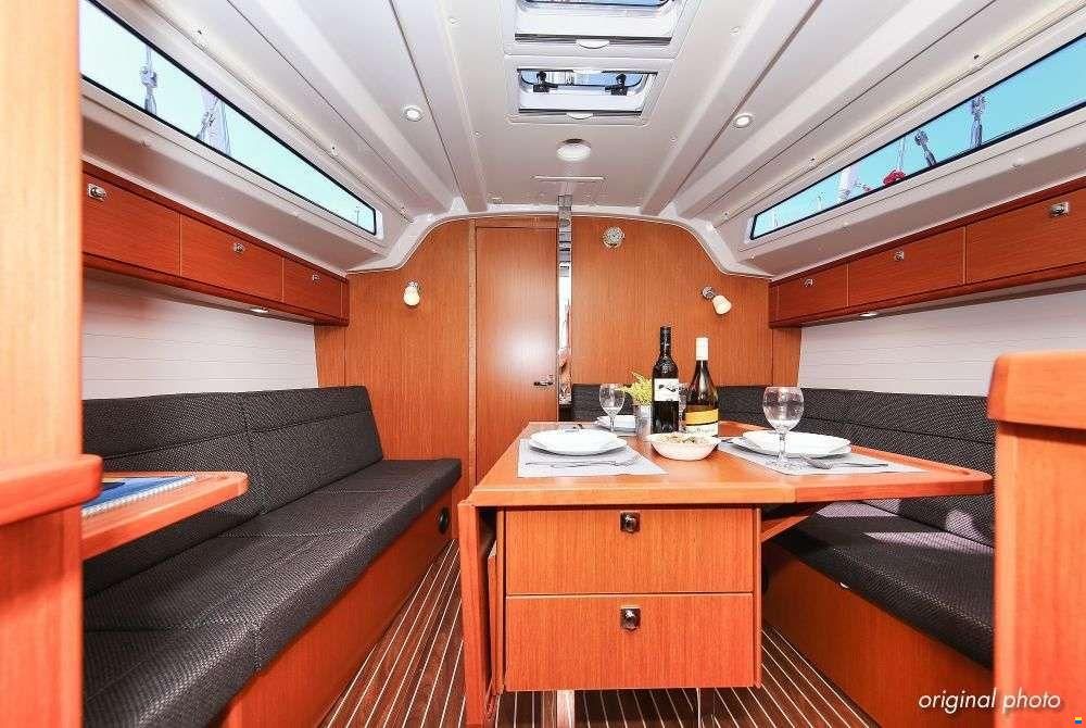 Bavaria 37 CRUISER