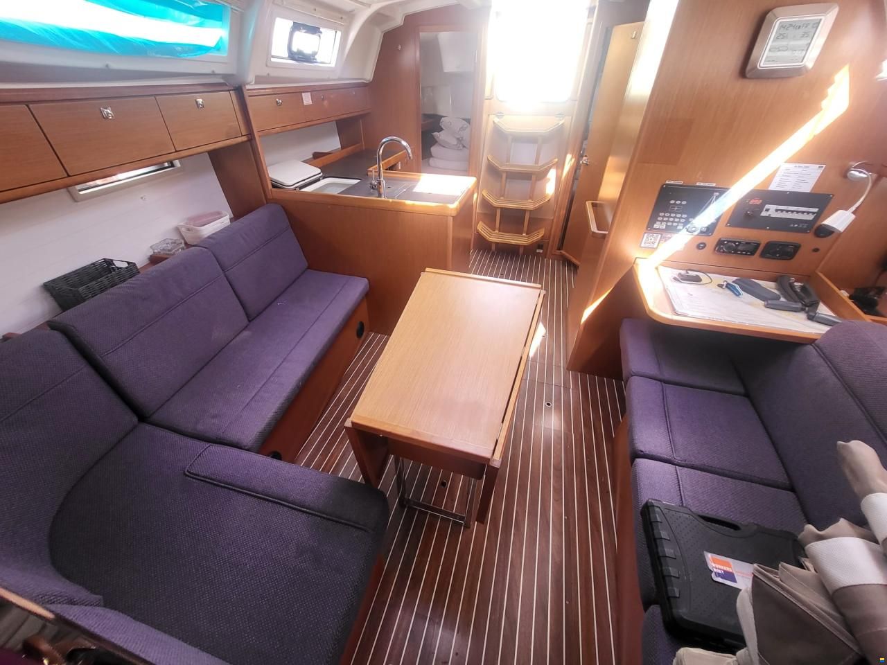 Bavaria 37 CRUISER