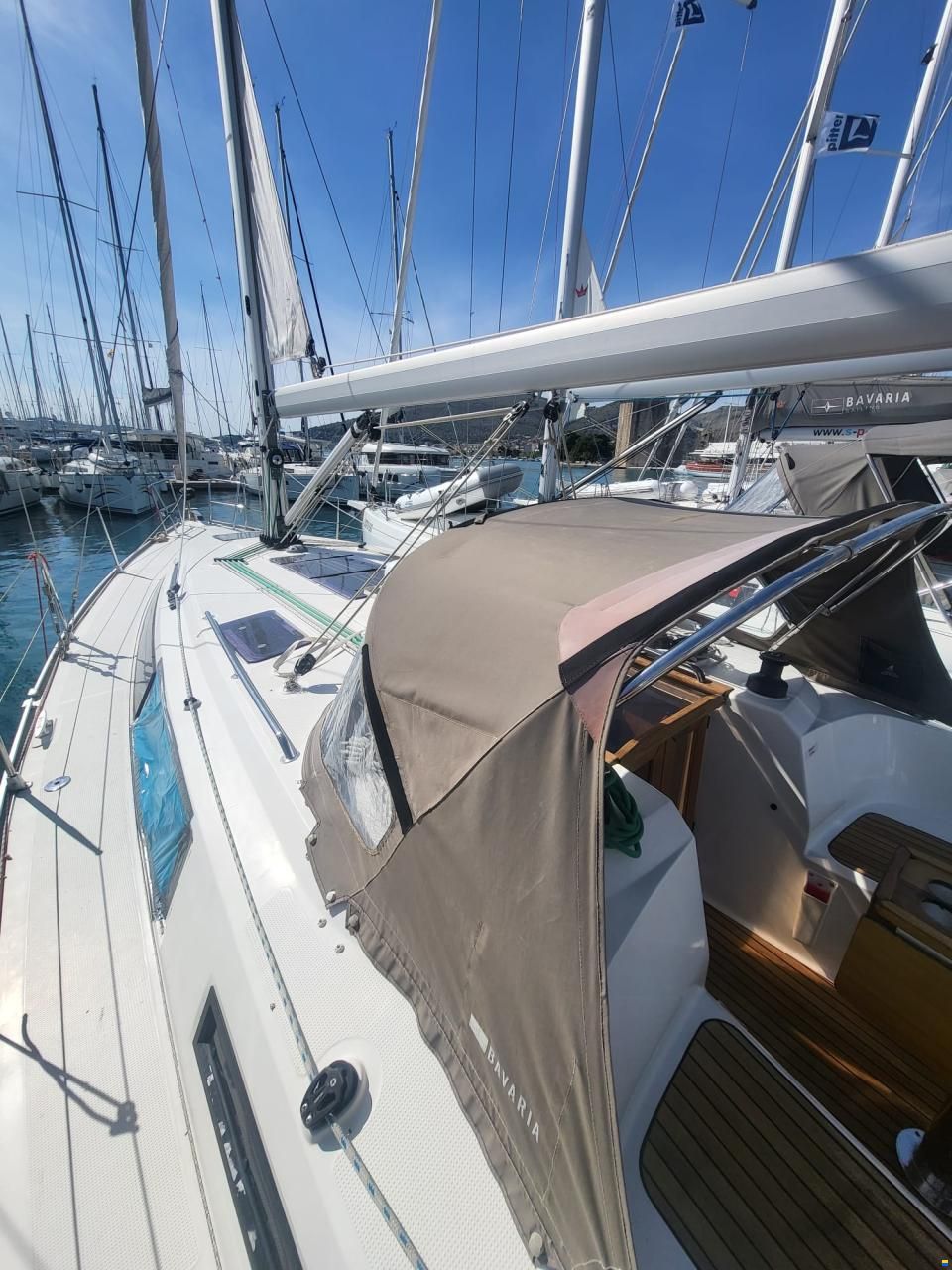 Bavaria 37 CRUISER