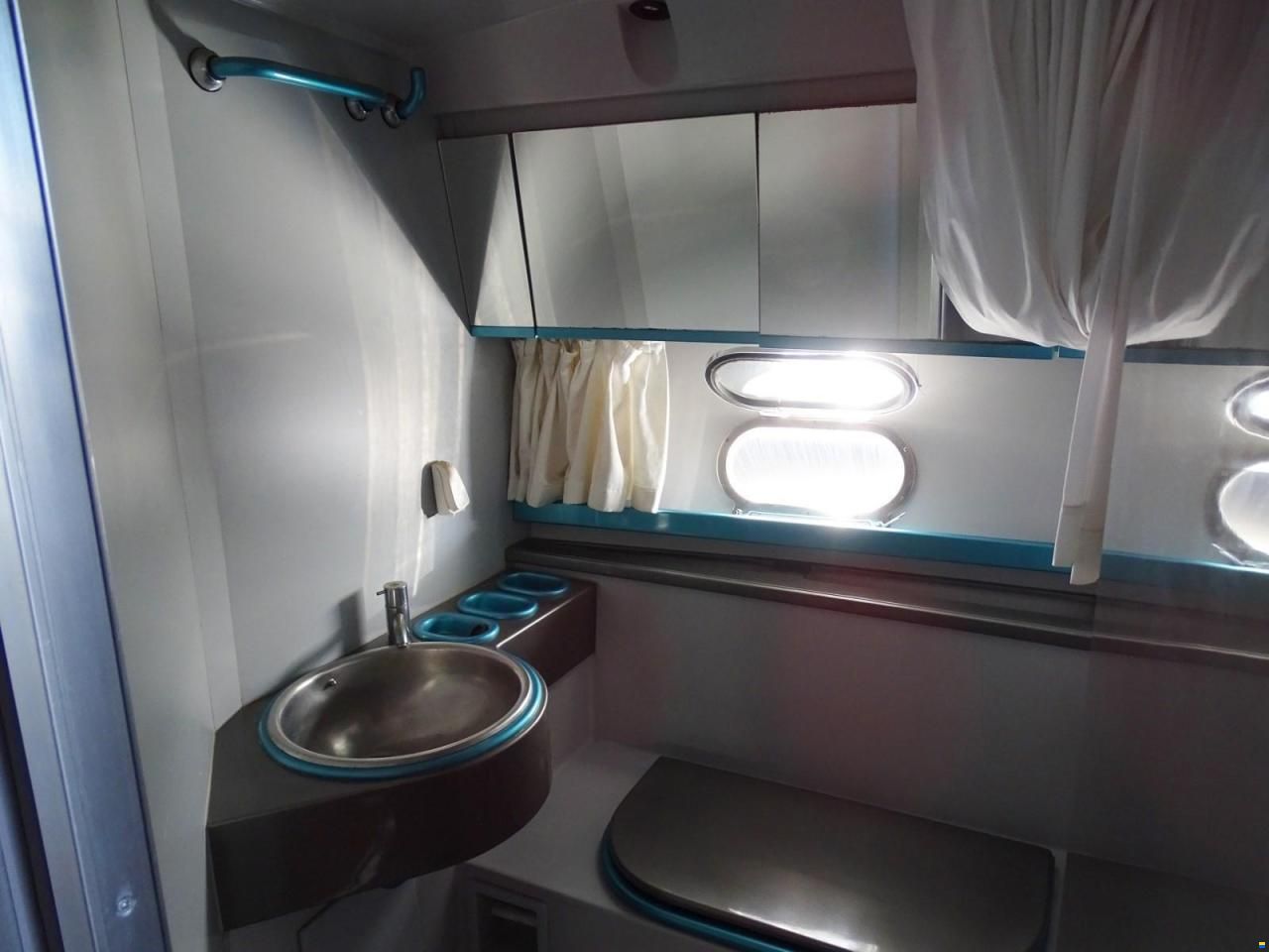 Ferretti Altura 40