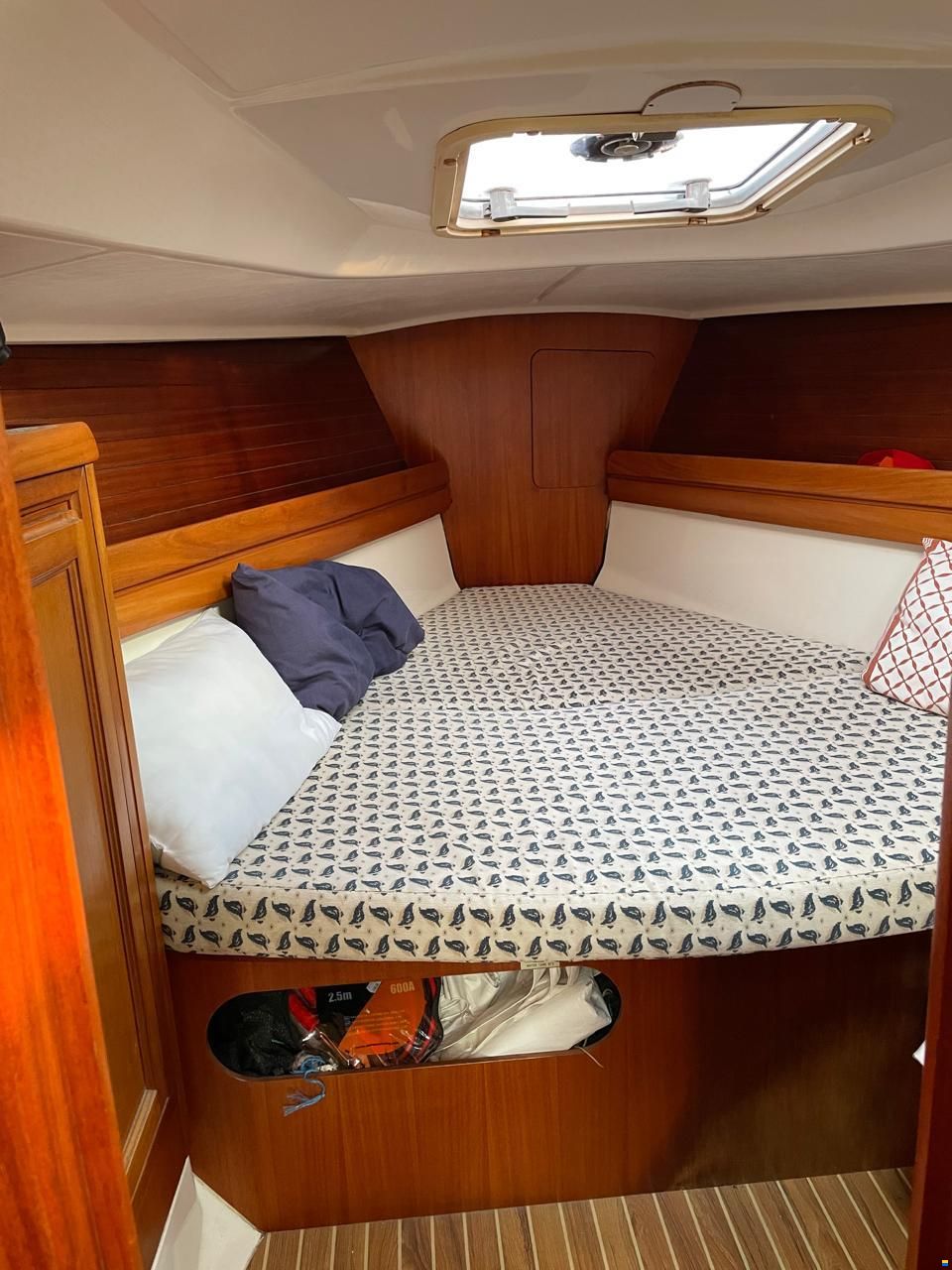 Dufour 38 Cruiser