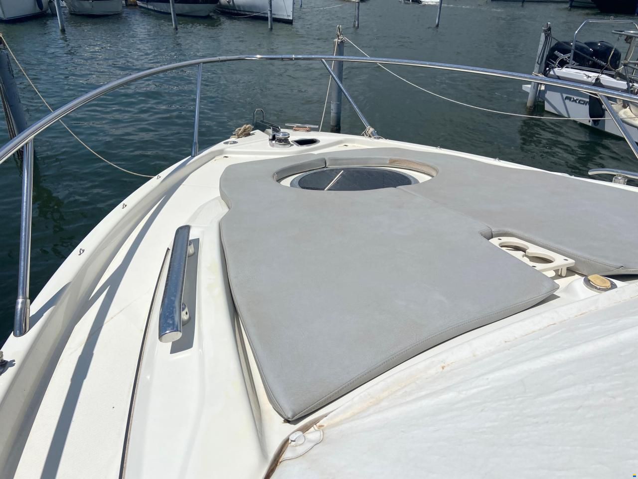 Cranchi Endurance 30