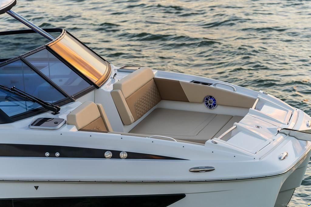 AQUILA 32 Sport