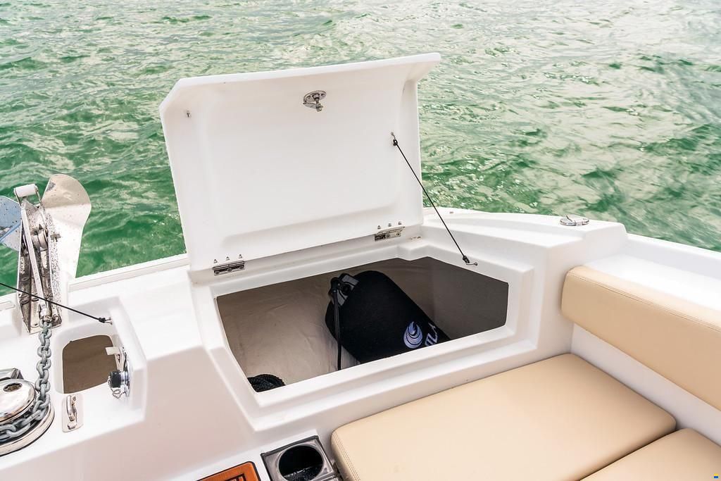 AQUILA 32 Sport