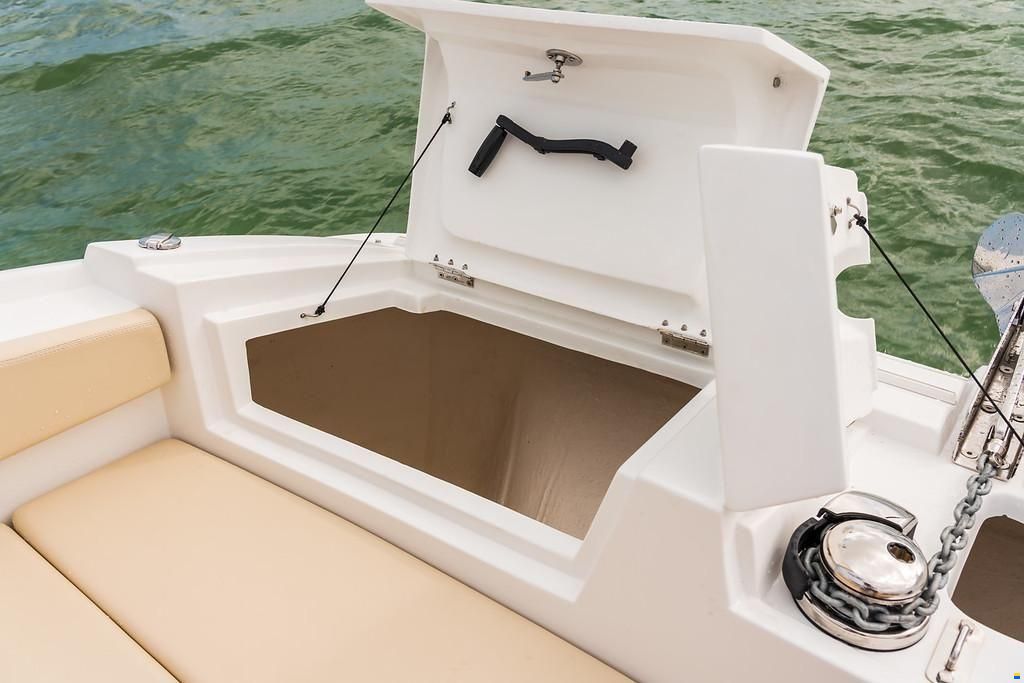 AQUILA 32 Sport