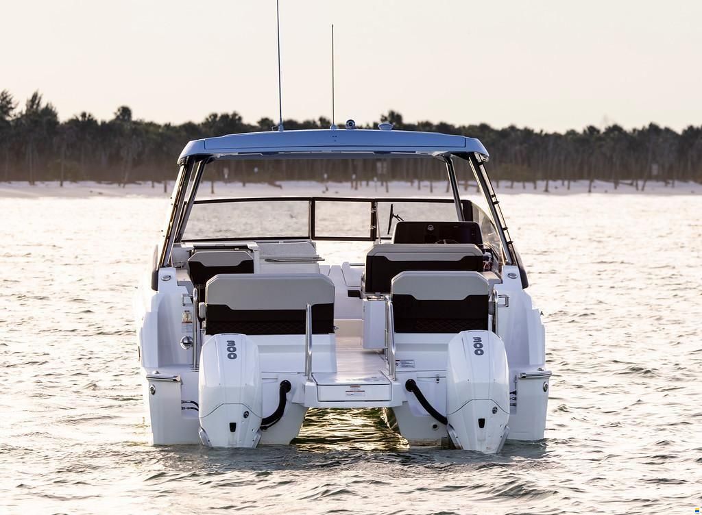 AQUILA 32 Sport