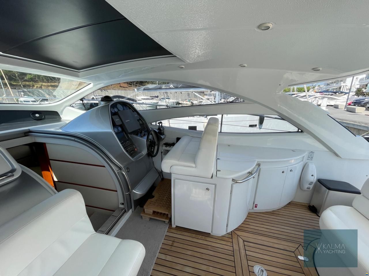 Pershing 50