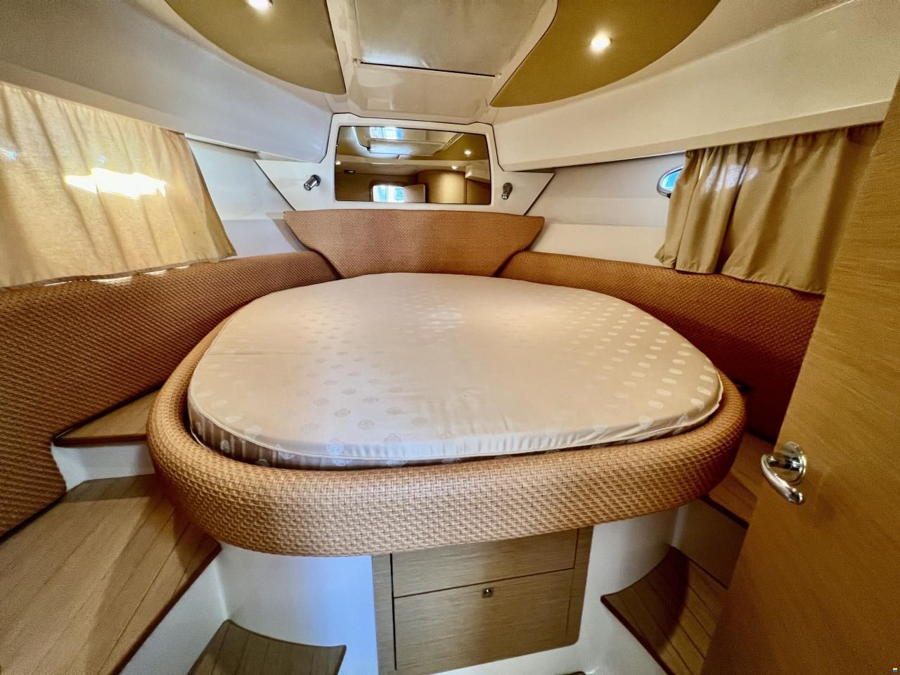 Sessa Dorado 36