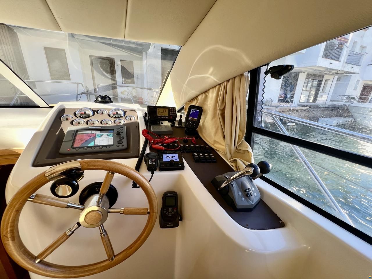 Sessa Dorado 36