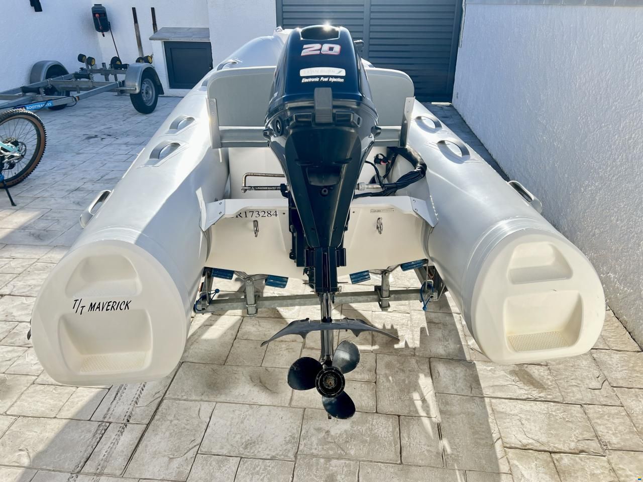 Brig Inflatable Boats F330