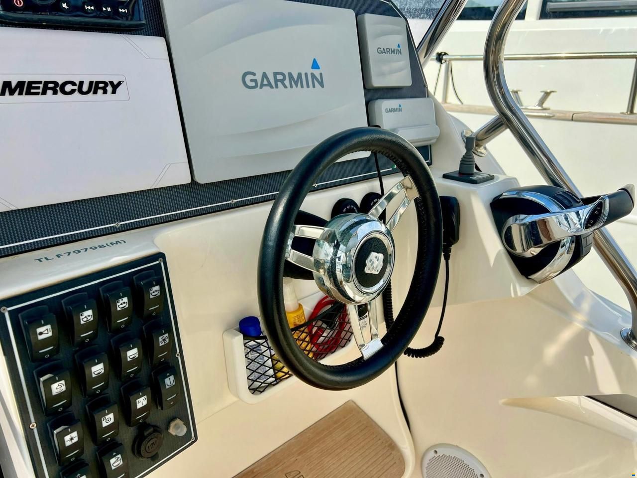 Nuova Jolly Prince 38 Sport Cabin