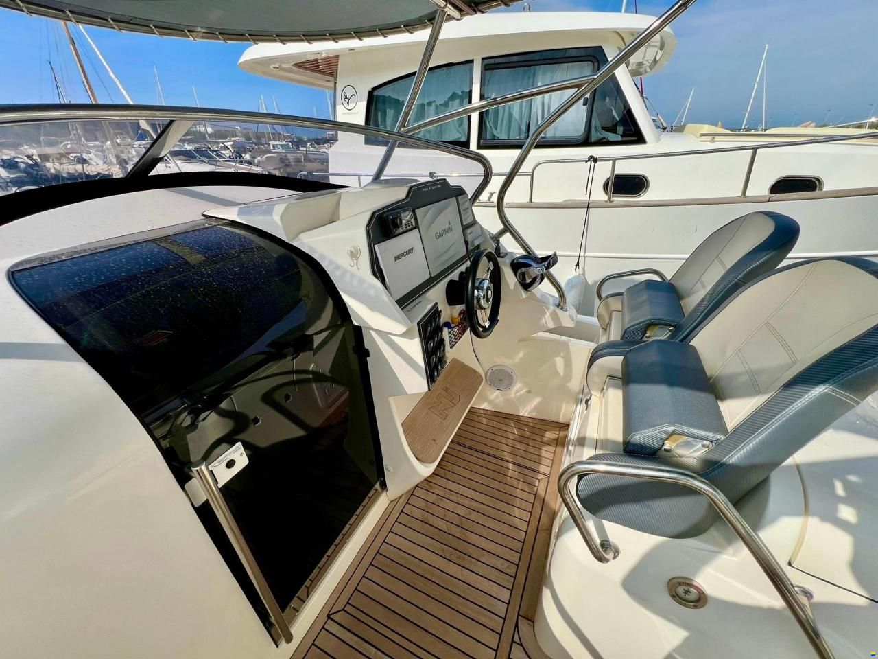 Nuova Jolly Prince 38 Sport Cabin