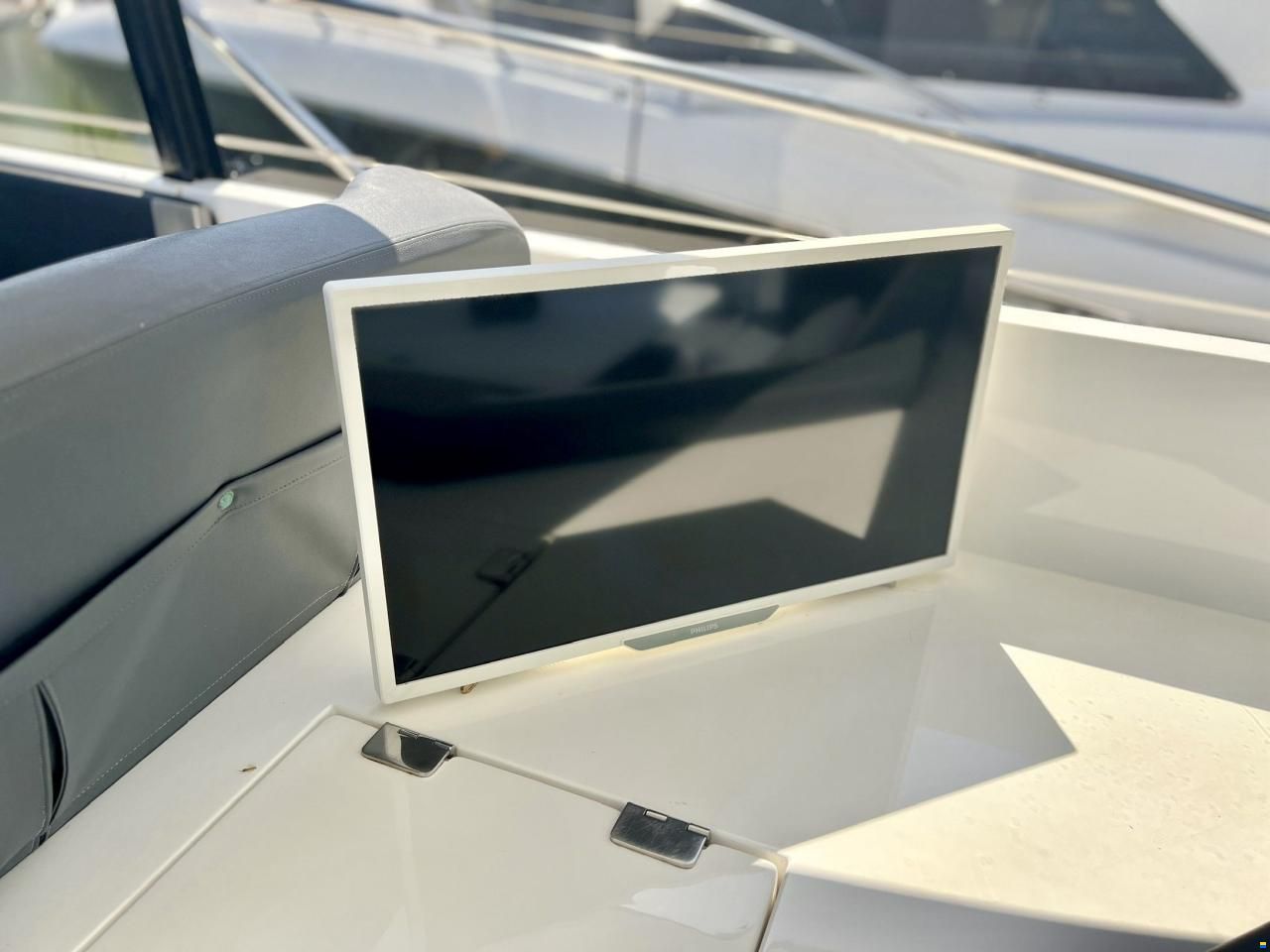 Sunseeker Portofino 47