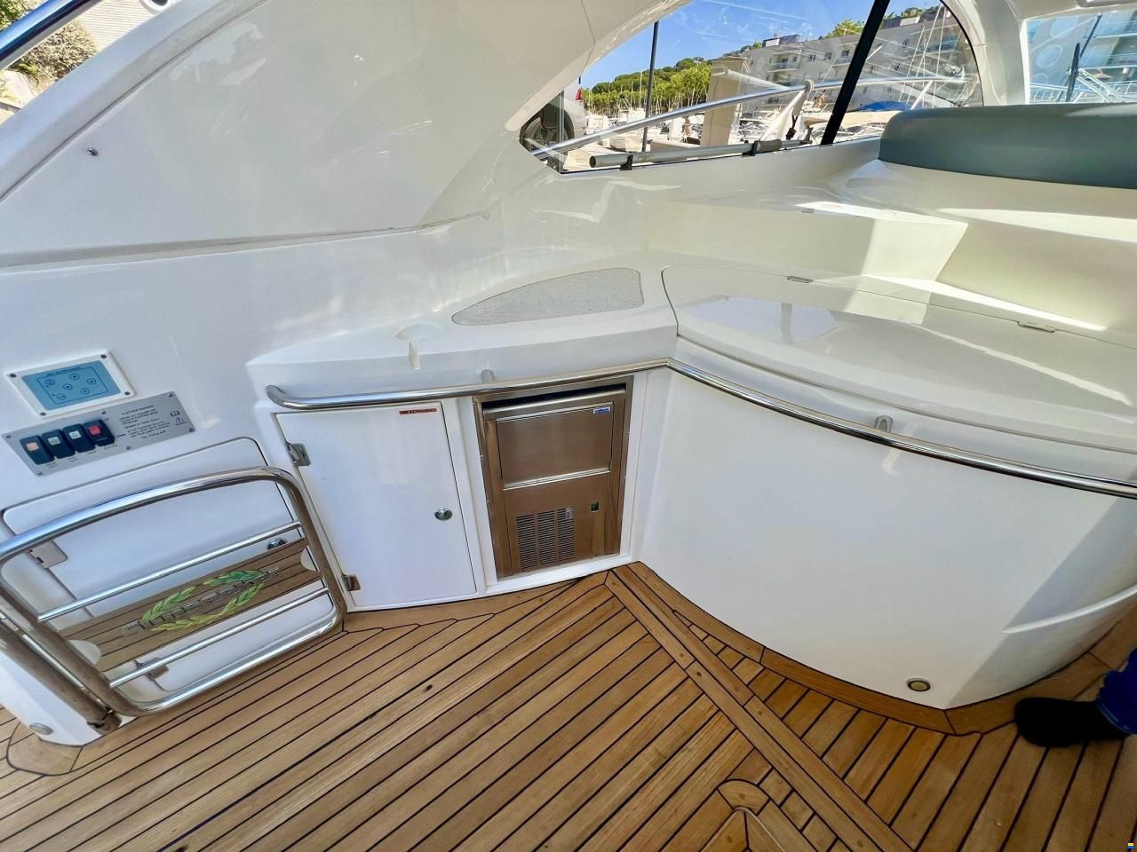 Sunseeker Portofino 47