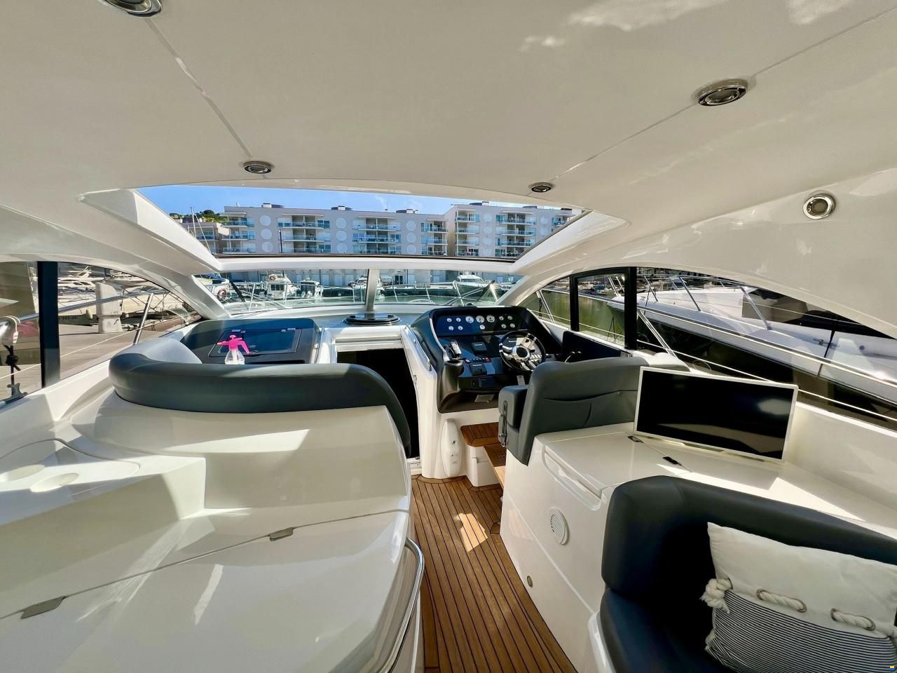 Sunseeker Portofino 47
