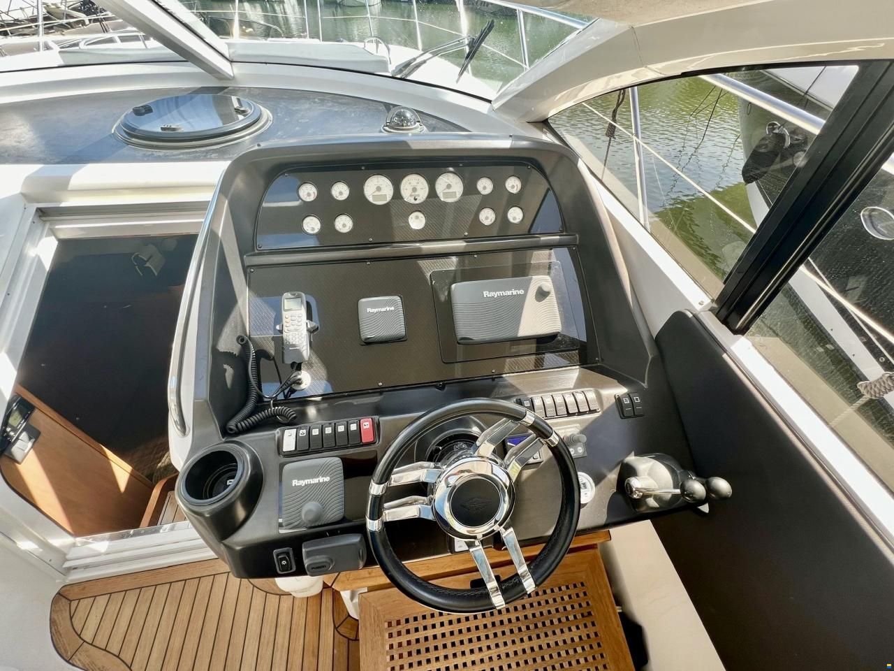 Sunseeker Portofino 47