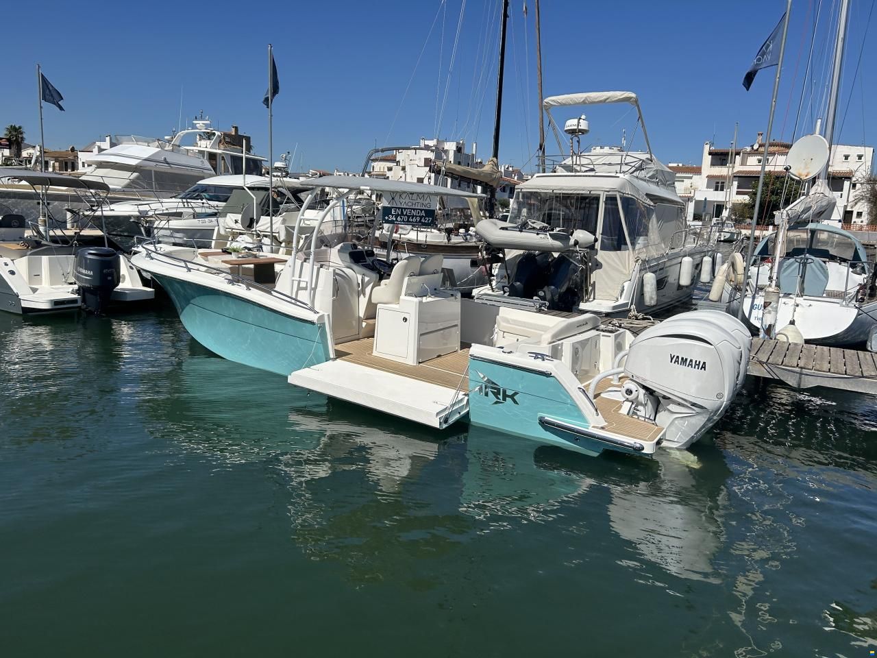White Shark 280 CC