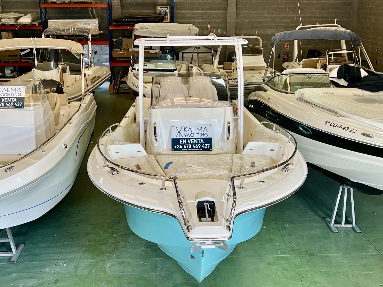 White Shark 280 CC