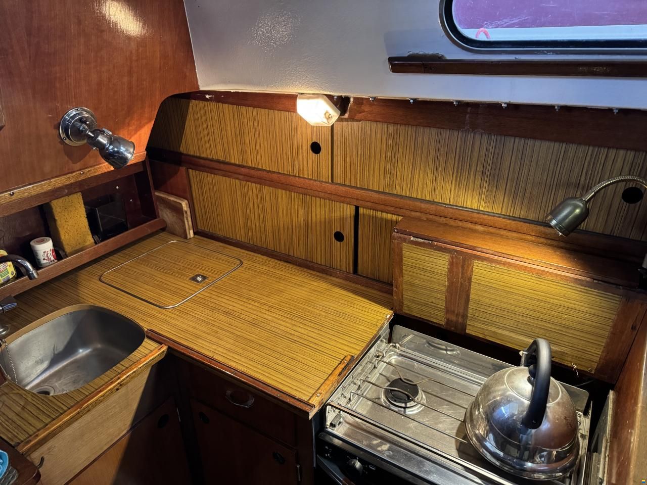 Asmus Hanseat 70