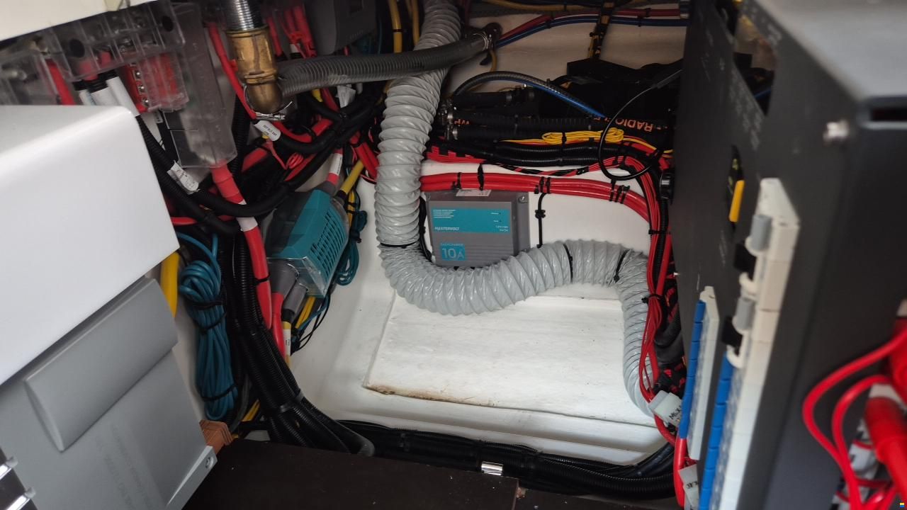 Nimbus W11
