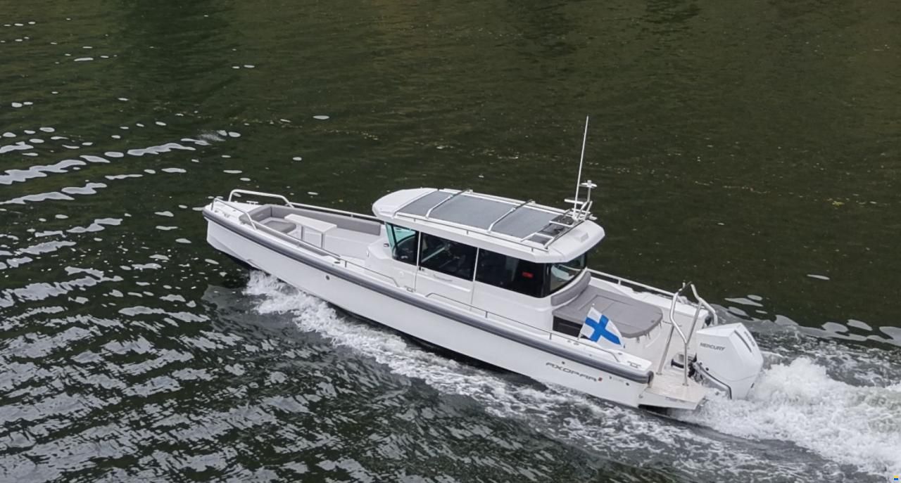 Axopar 28 Cabin