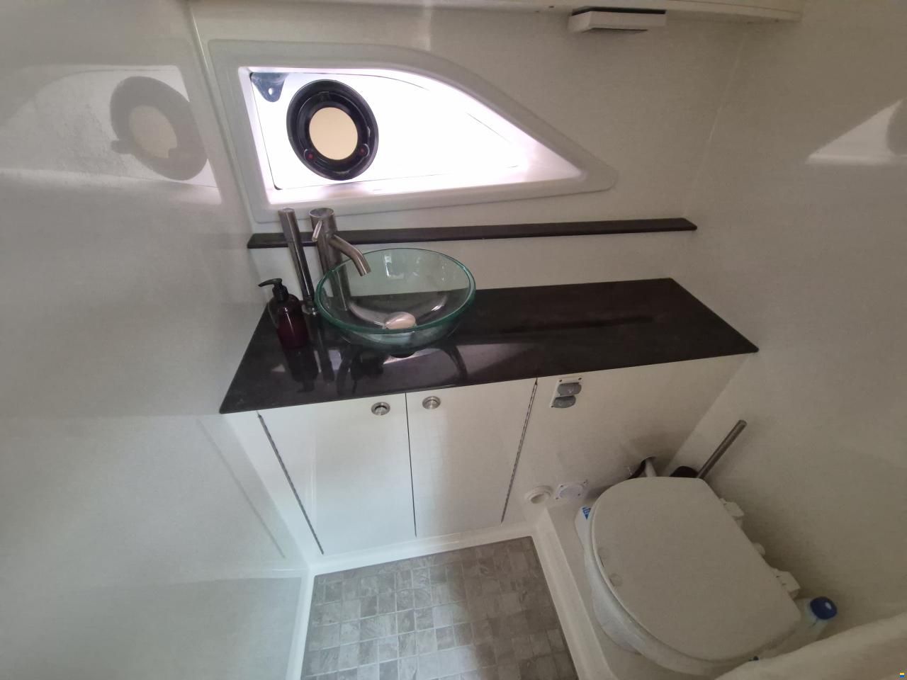 Sea Ray Sundancer 320