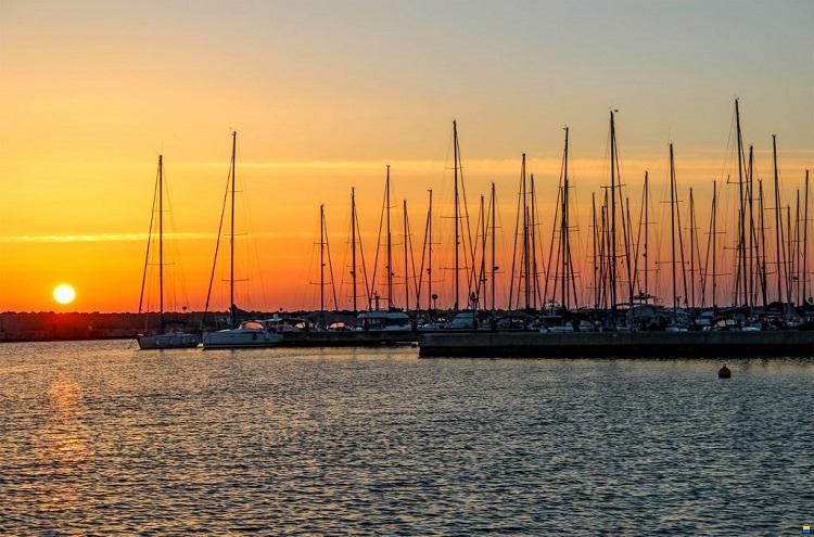 Affitto Posto barca 18 M - Porto Turisti