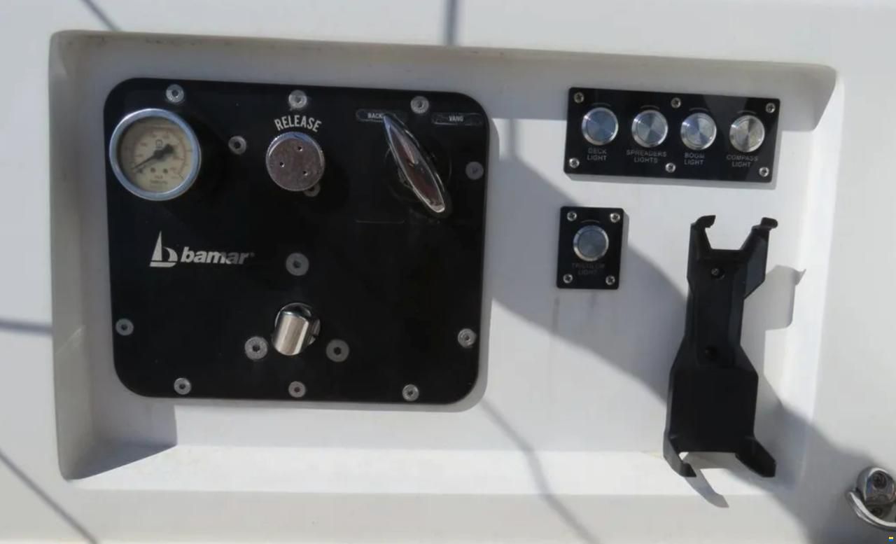Solaris 44