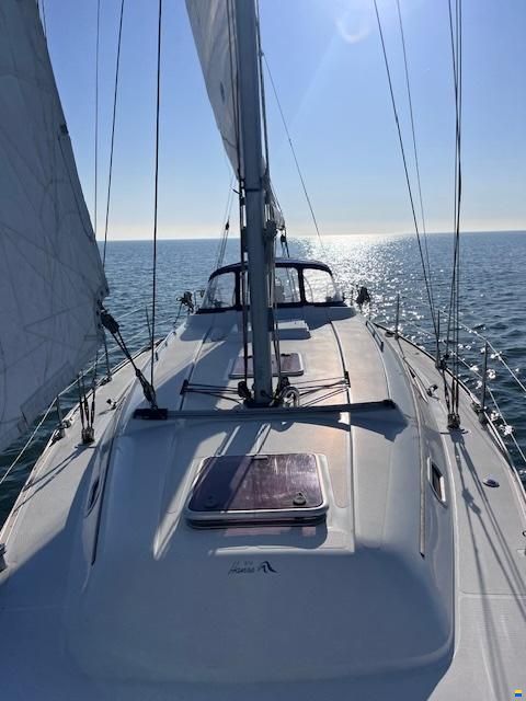 Hanse 370