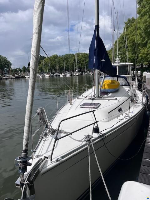 Hanse 370
