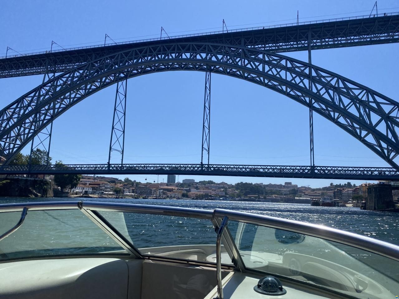 Sea Ray 240 Sundeck