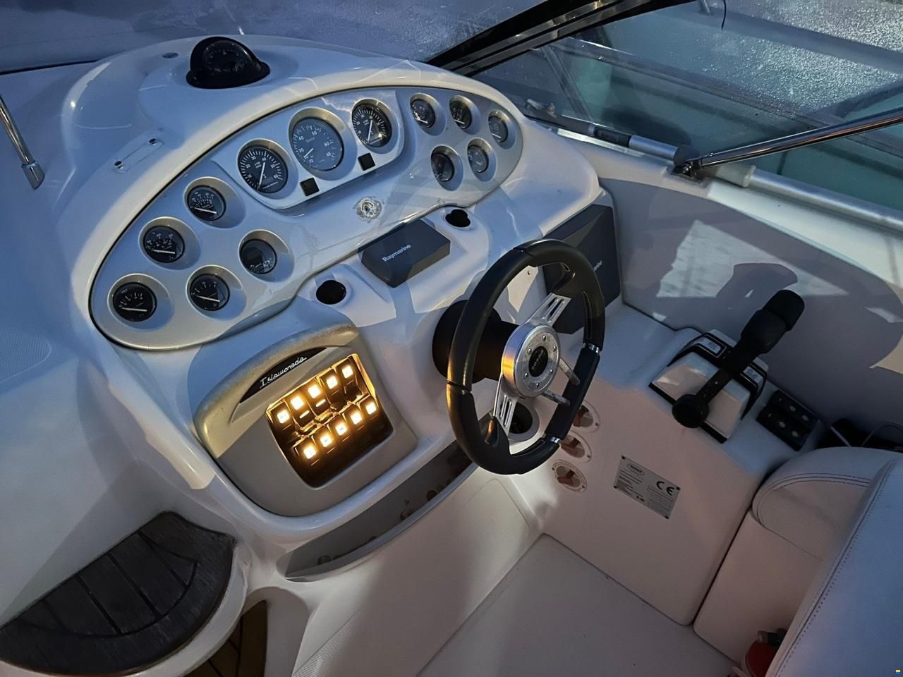 Sessa ISLAMORADA 32