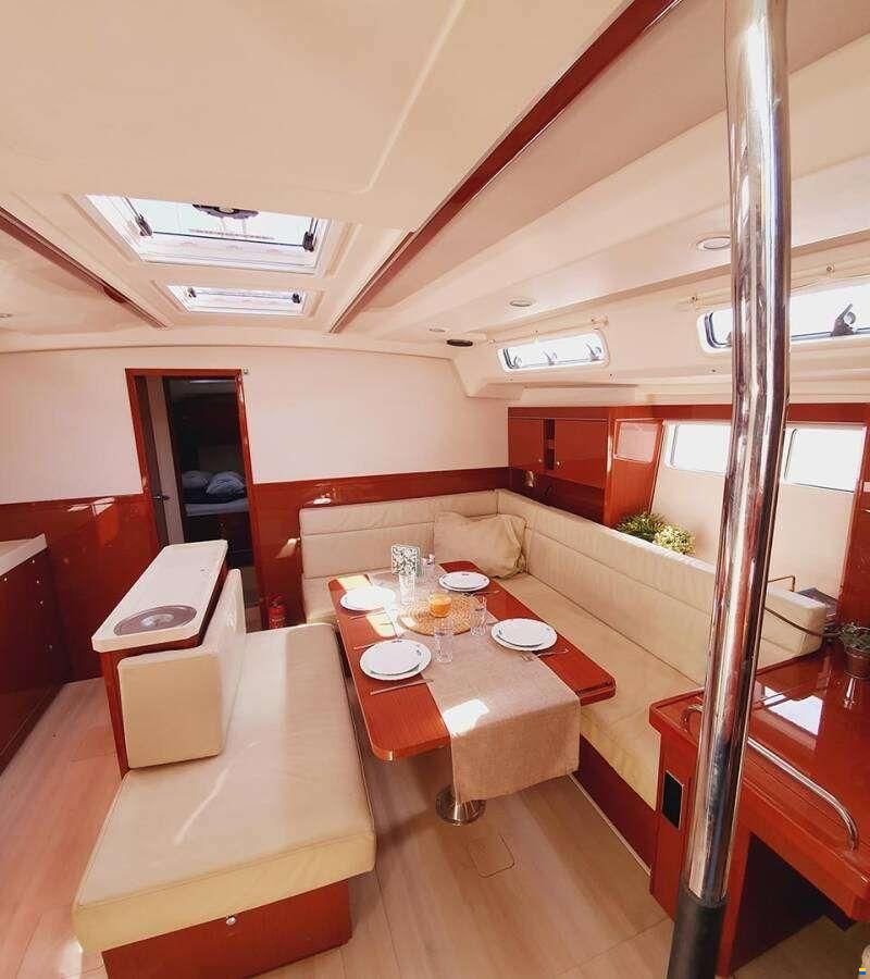 Hanse 505