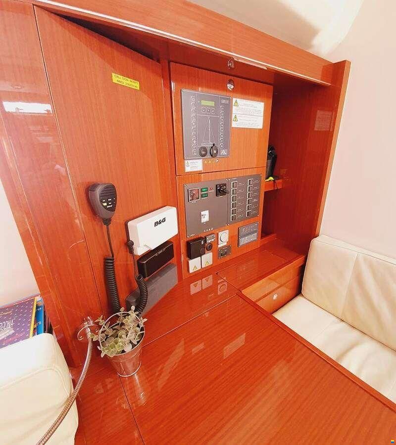 Hanse 505